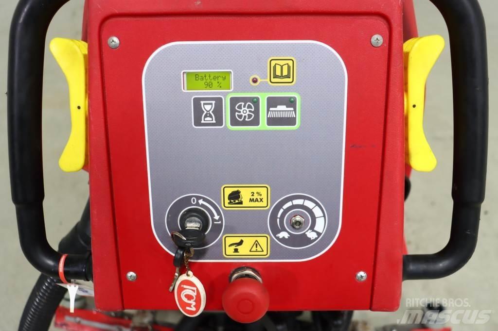 RCM Mega I722 Sweepers