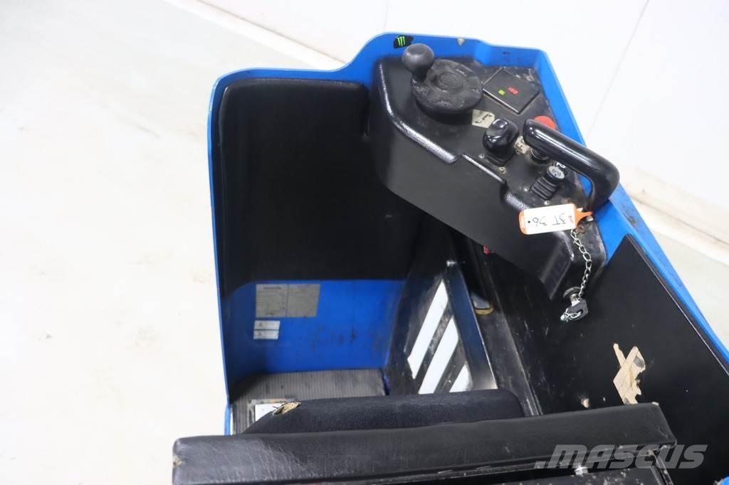 Toyota LSE200 Low lift order picker