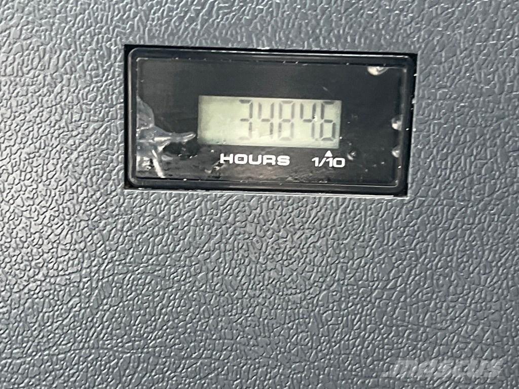 Hyundai HX 210 AL Crawler excavators