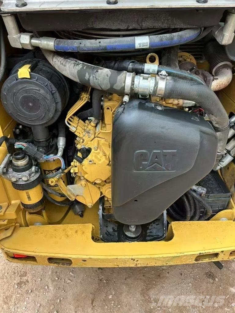 CAT 226 B 3 Skid steer loaders
