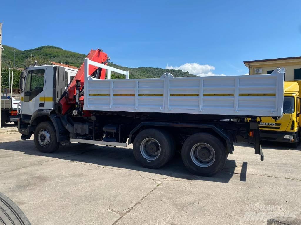 Iveco Trakker 360 Truck mounted cranes