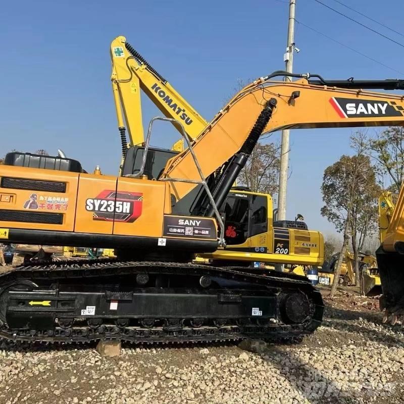 Sany SY 235 Crawler excavators