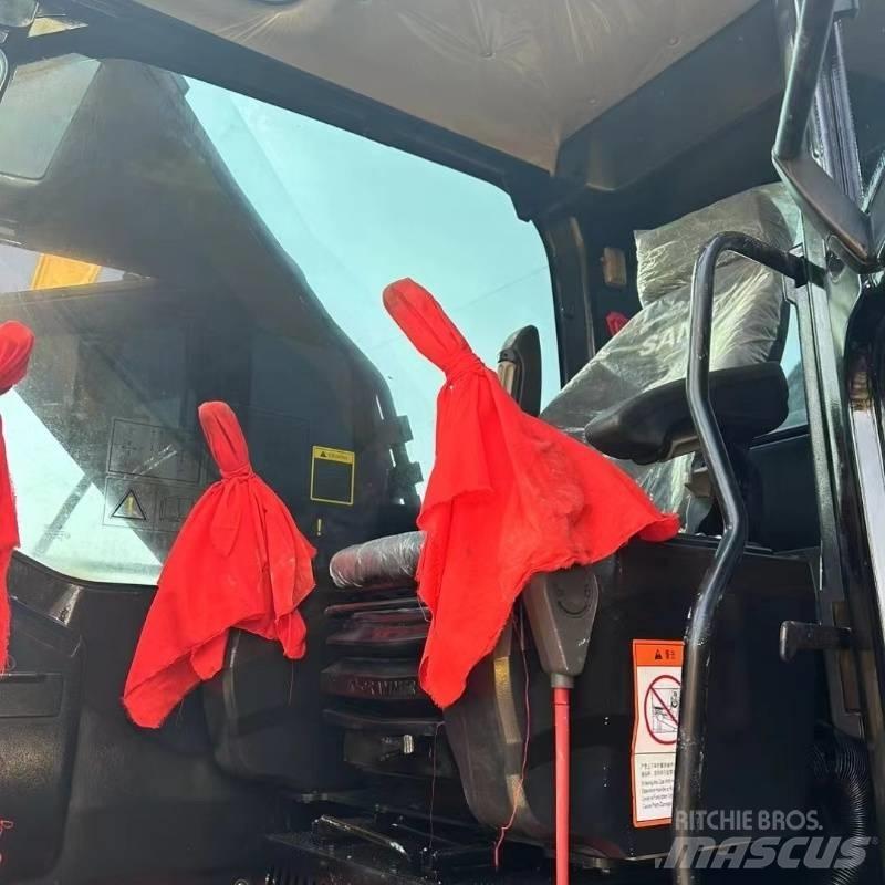 Sany SY 235 Crawler excavators