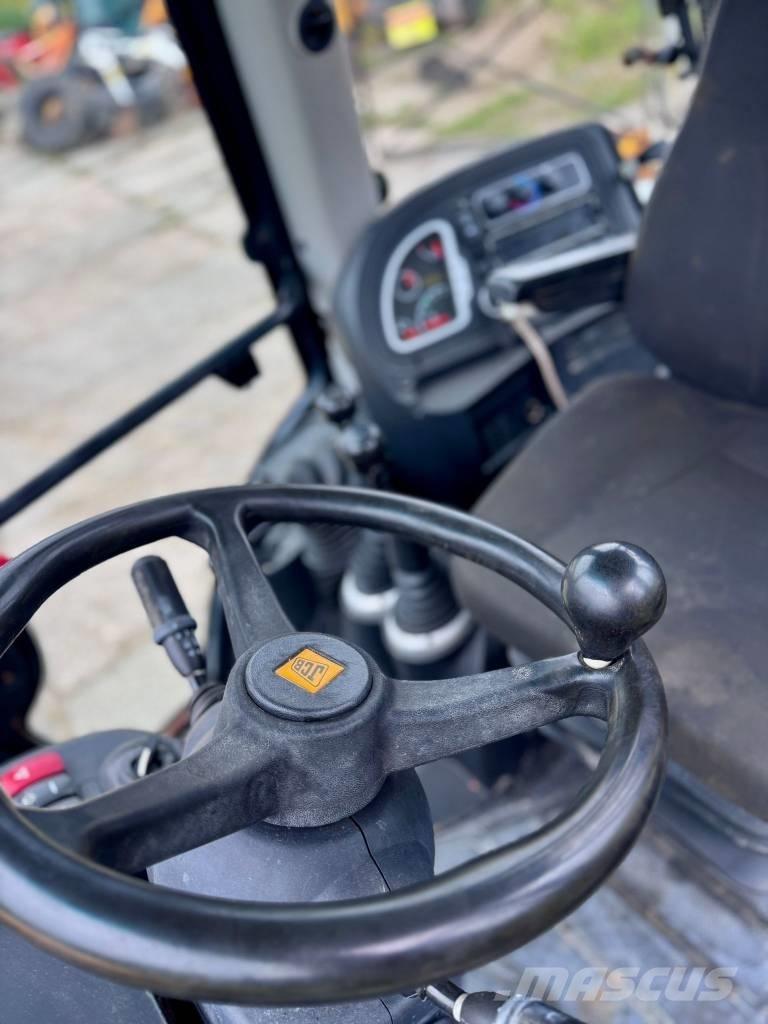 JCB 4CX Backhoe