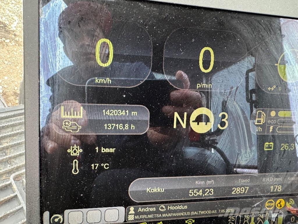 Komatsu 901 XC Harvesters