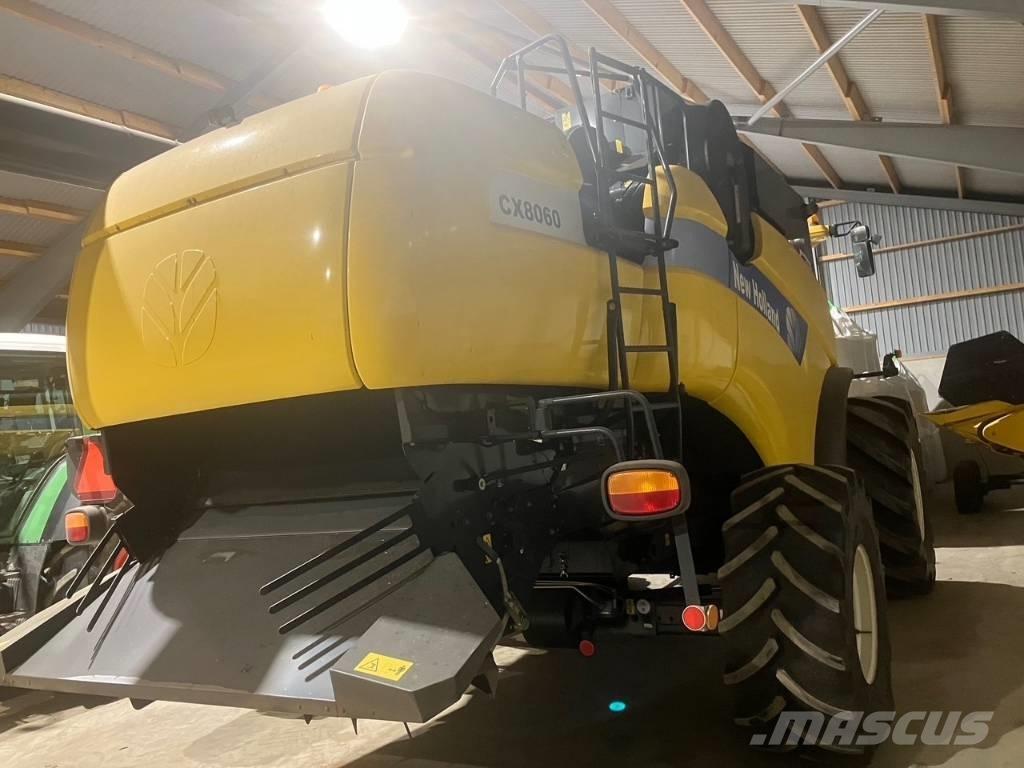 New Holland 8060 Combine harvesters