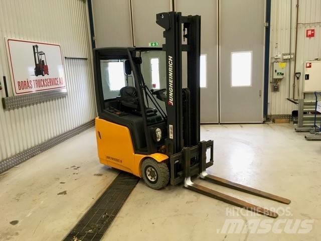 Jungheinrich EFG 215 Electric forklift trucks