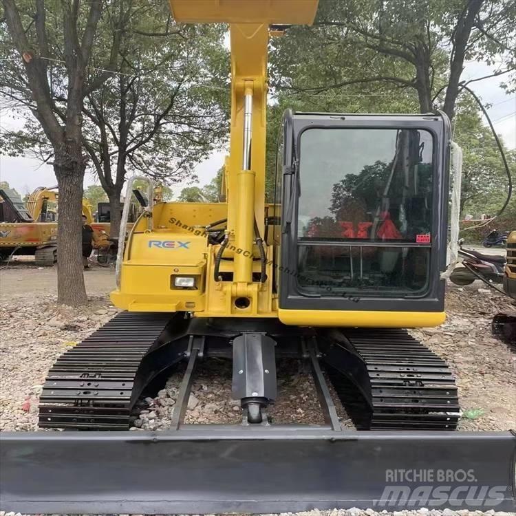 Komatsu 70-8 Crawler excavators