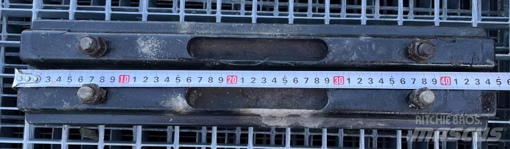  TXD 450A Tracks, chains and undercarriage