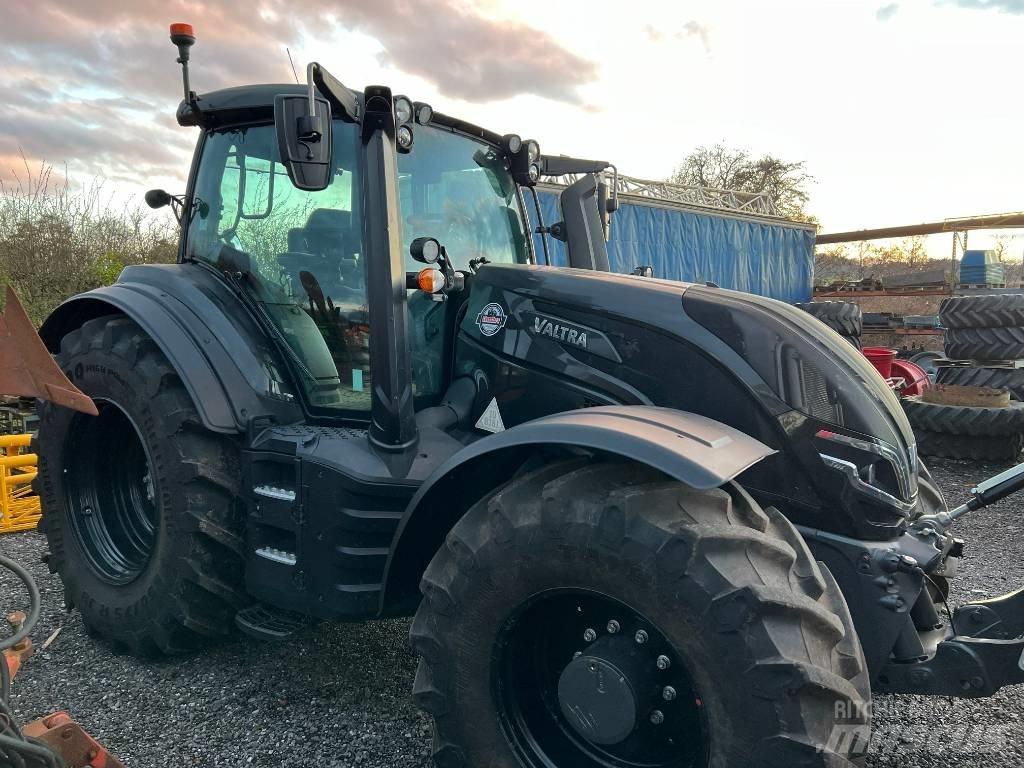 Valtra T 235 Direct Tractors