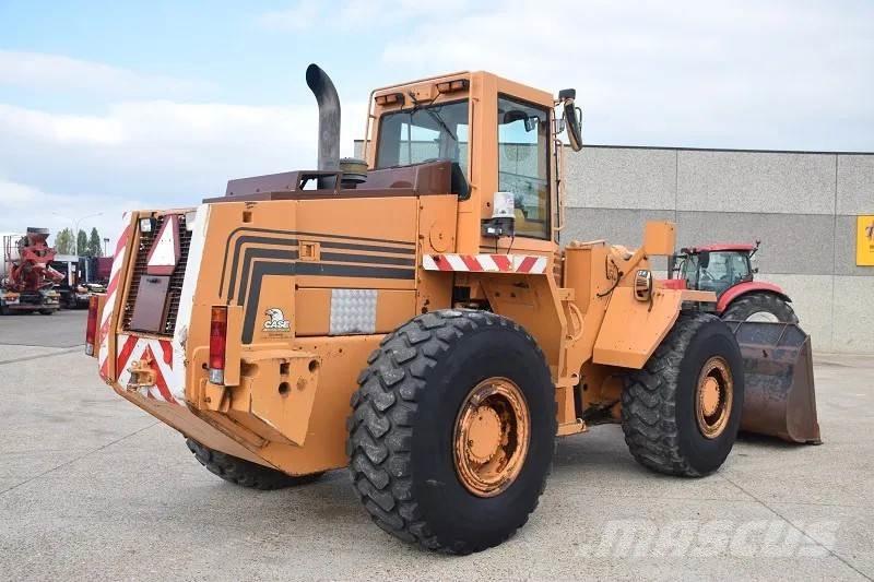 CASE 821B Wheel loaders