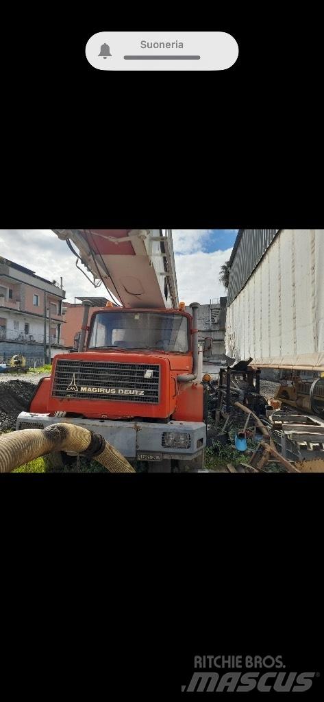  Massarenti SR 3500. Waterwell drill rigs
