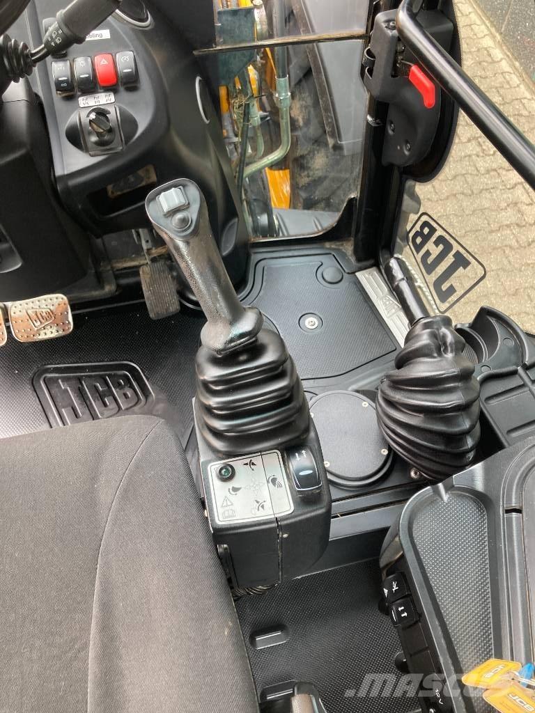 JCB 4 CX Backhoe