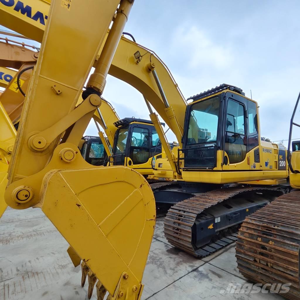 Komatsu PC 200-7 Crawler excavators