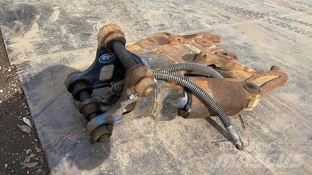 Kobelco SK30UR-6 Demolition excavators