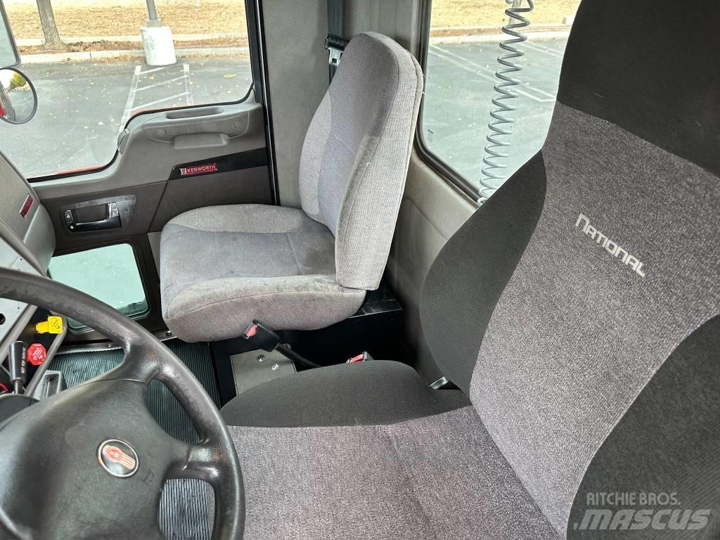 Kenworth T370 Prime Movers