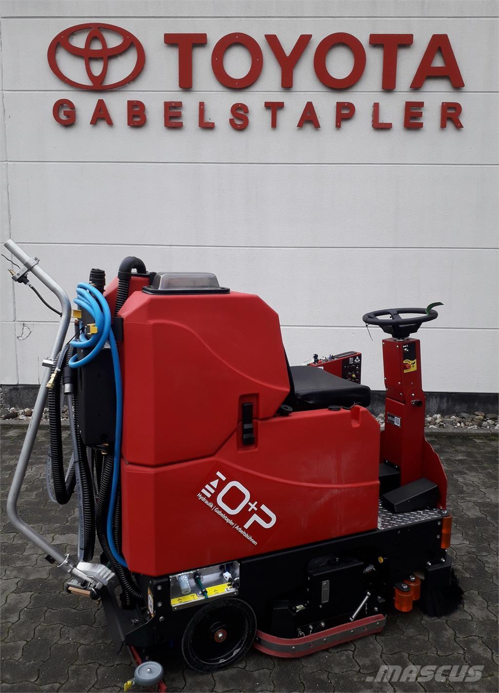 Factory Cat GTX-HD Sweeper trucks