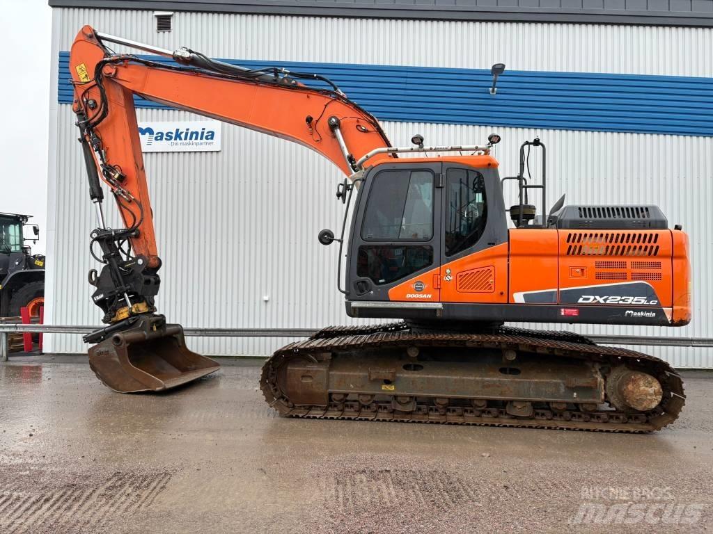 Doosan DX235LC-5 Crawler excavators