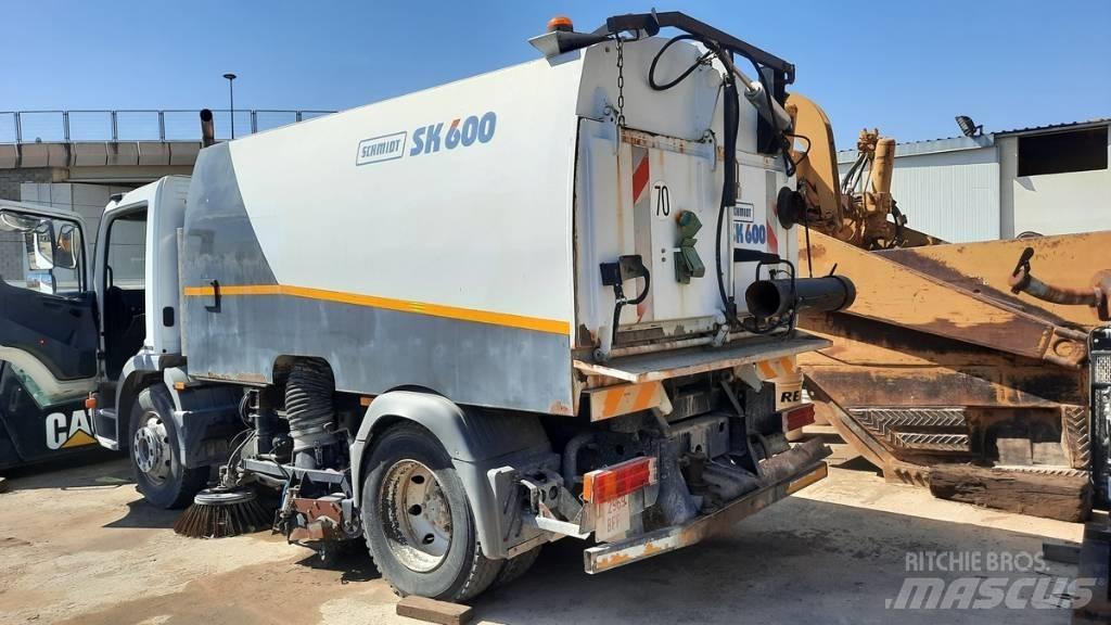 Mercedes-Benz SK600 Sweeper trucks