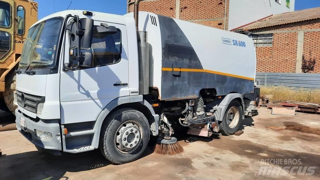 Mercedes-Benz SK600 Sweeper trucks