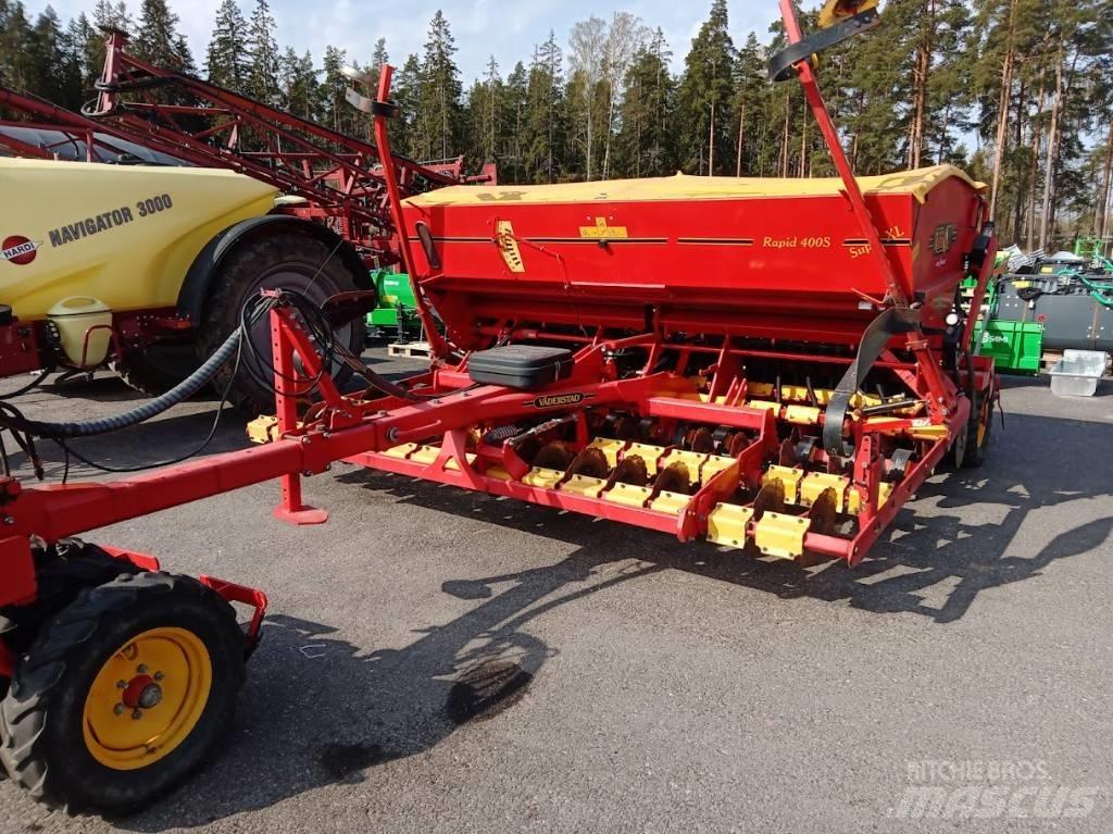 Väderstad Rapid400S Drills