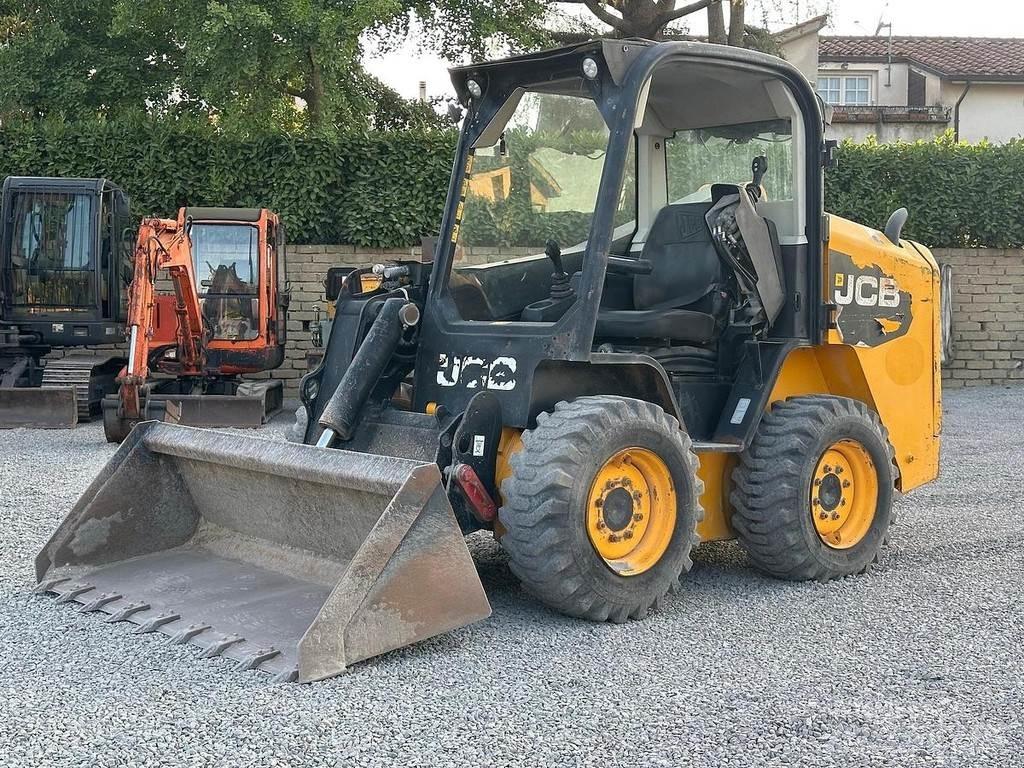 JCB 225 Mini loaders