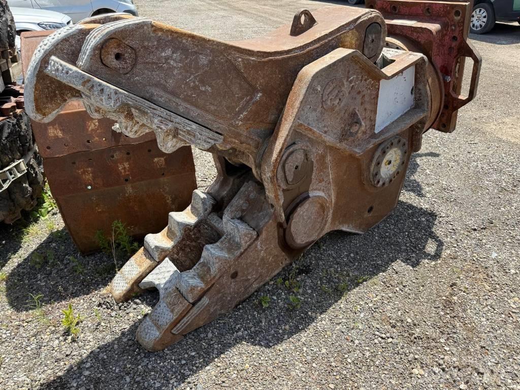 Demarec DRP-45 Crushers
