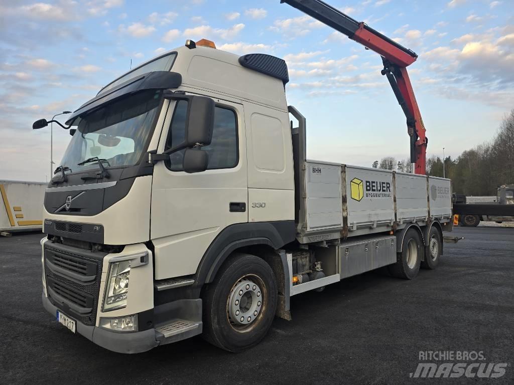 Volvo FM 330 Truck mounted cranes