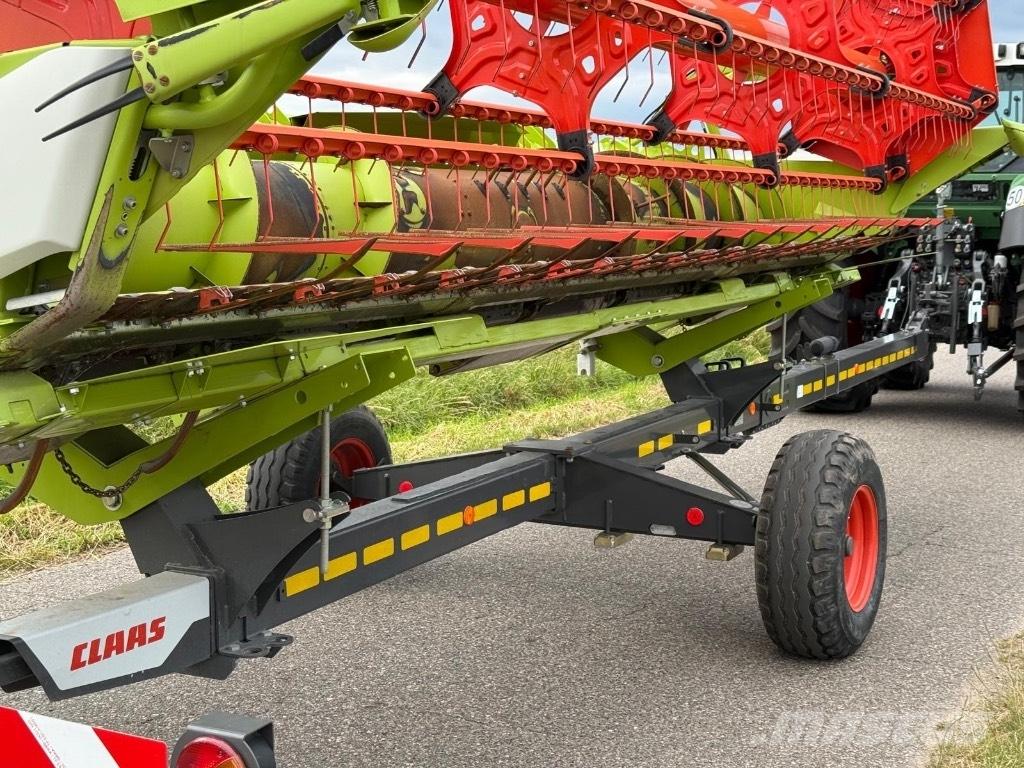 CLAAS 560 Cerio Combine harvester accessories
