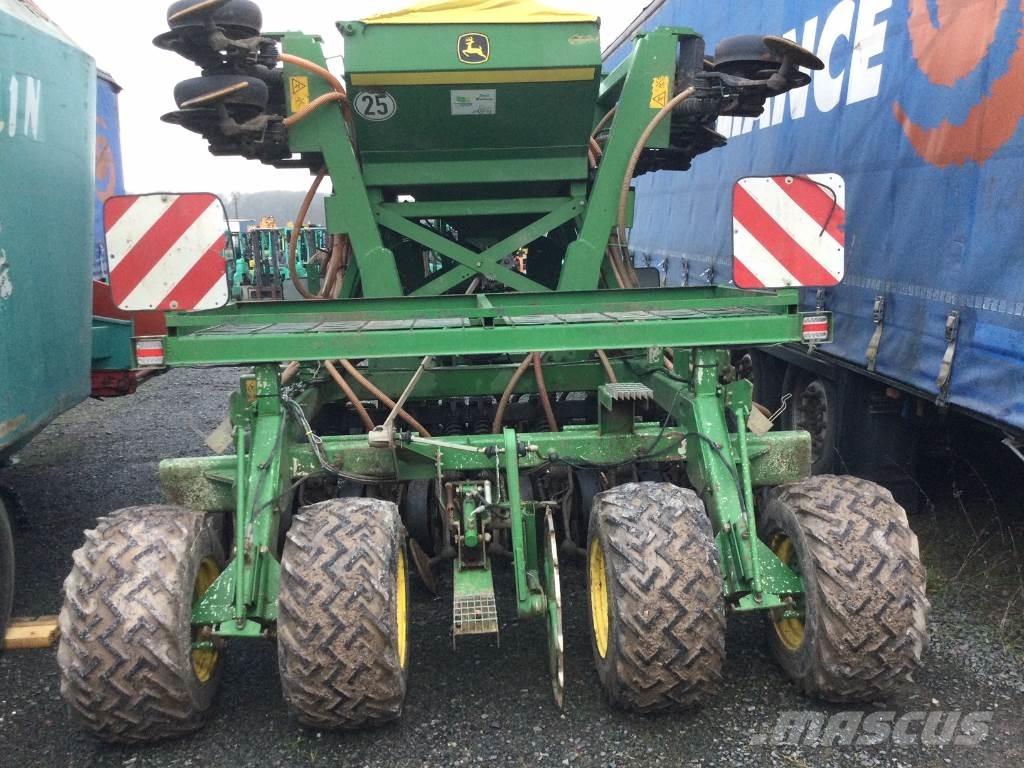 John Deere 750 A Combination drills
