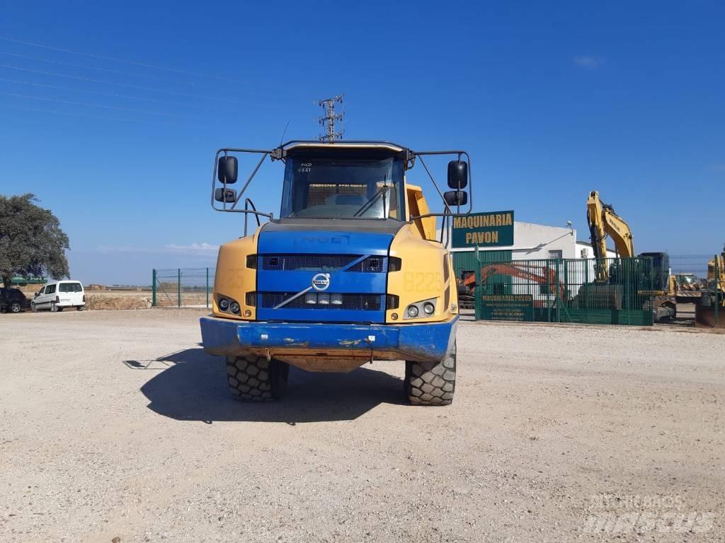 Volvo A 25 F Articulated Haulers