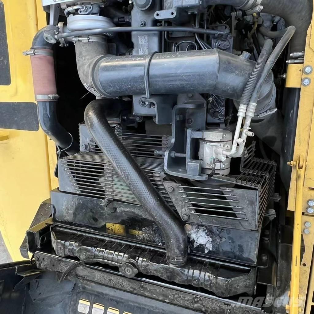 Komatsu PC 360-7 Crawler excavators