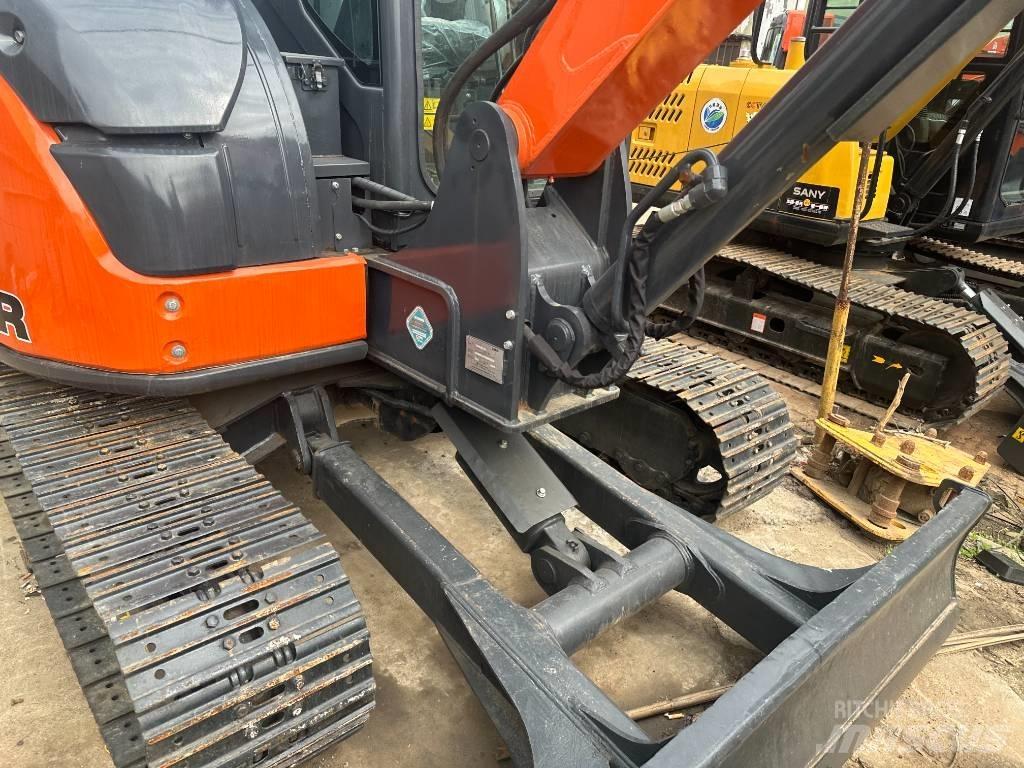 Hitachi ZX68USR-5A Mini excavators < 7t (Mini diggers)