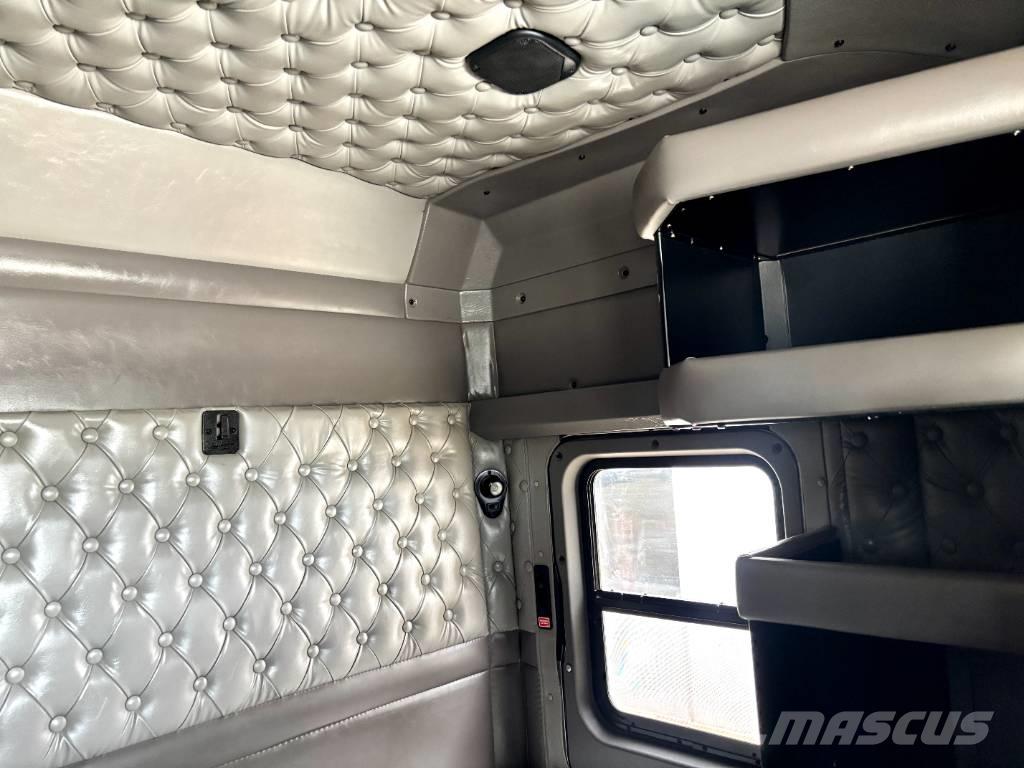 Kenworth T 800 Prime Movers