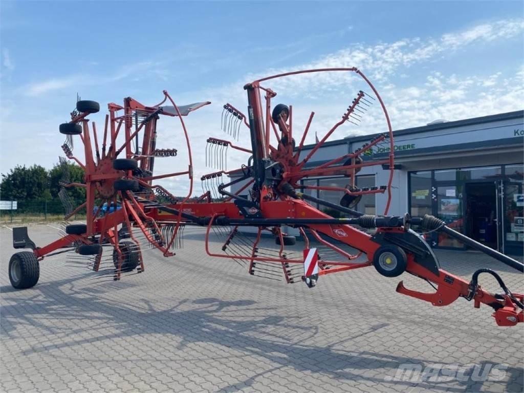 Kuhn GA 9030 Windrowers