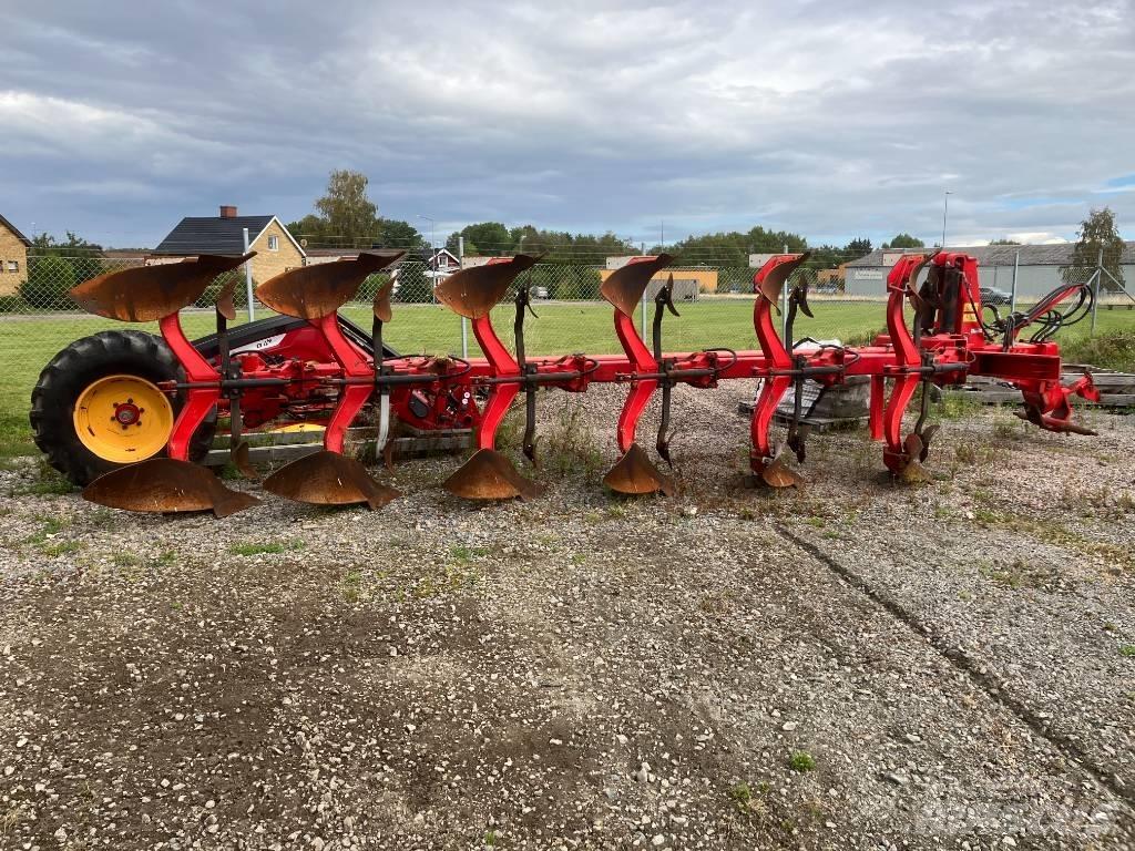 Agrolux 725 Reversible ploughs
