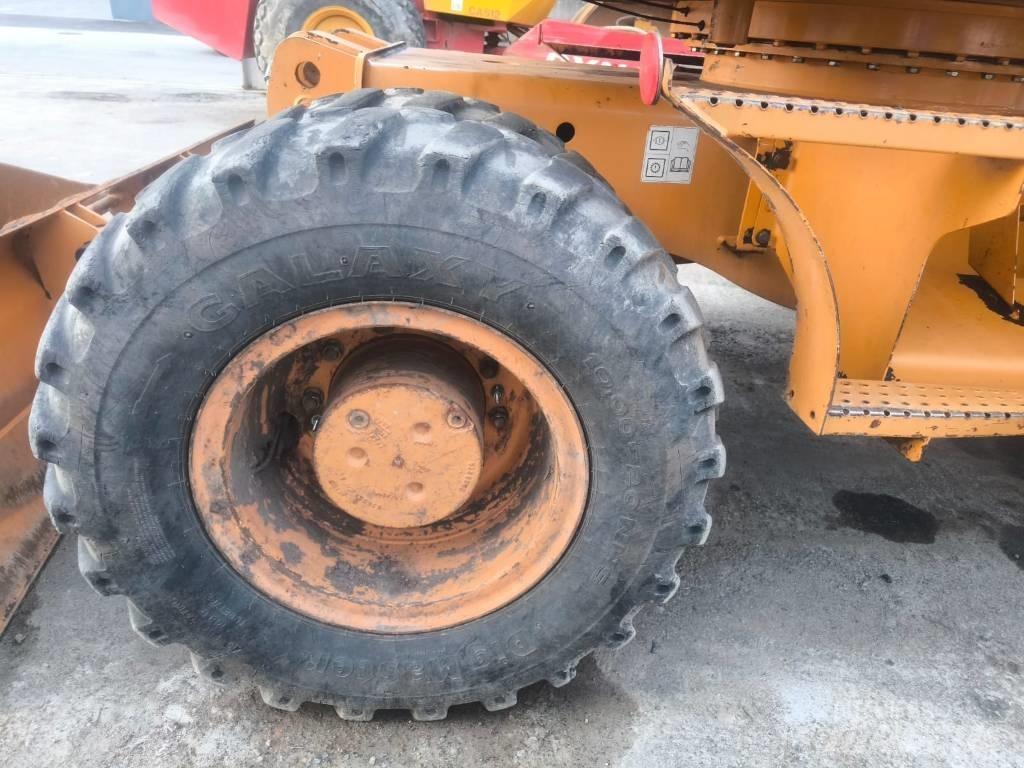Case IH WX 145 Wheeled excavators