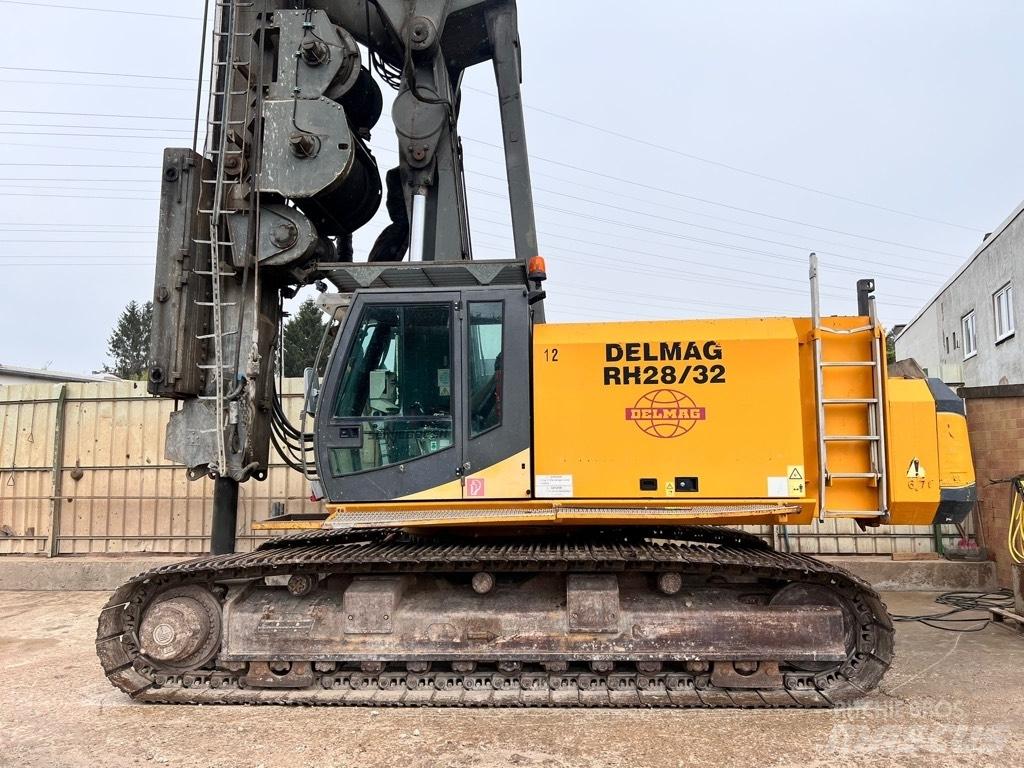 Delmag RH 28 / 32 Heavy drills