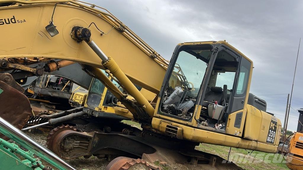 Komatsu PC 350 NLC-8 Booms and arms