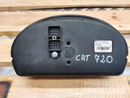 CAT 720 meter Cabins and interior