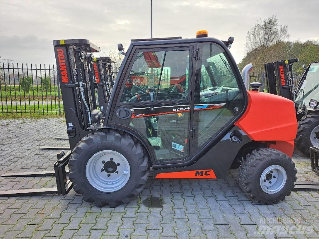 Manitou MC 25-4 Diesel trucks