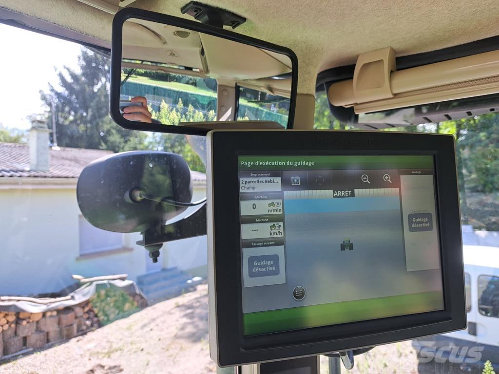 John Deere 7270R Tractors