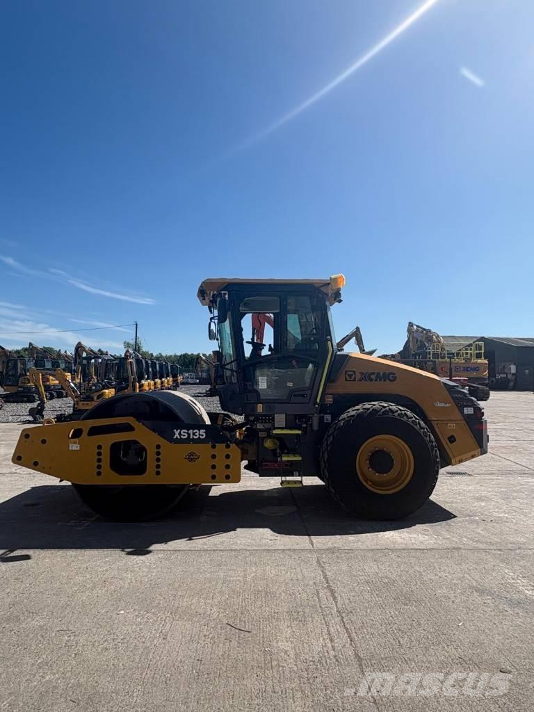XCMG XS135 Single drum rollers