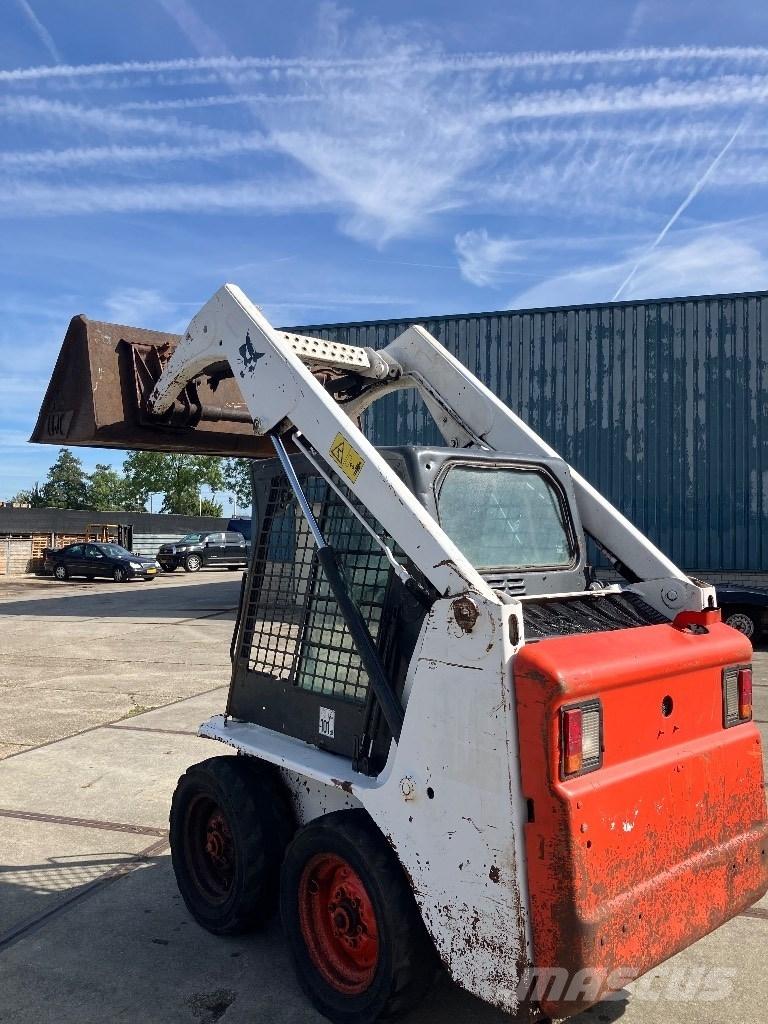 Bobcat S 100 Skid steer loaders