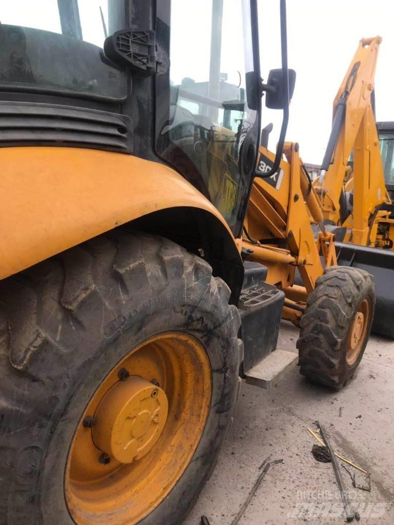 JCB 3cx Backhoe