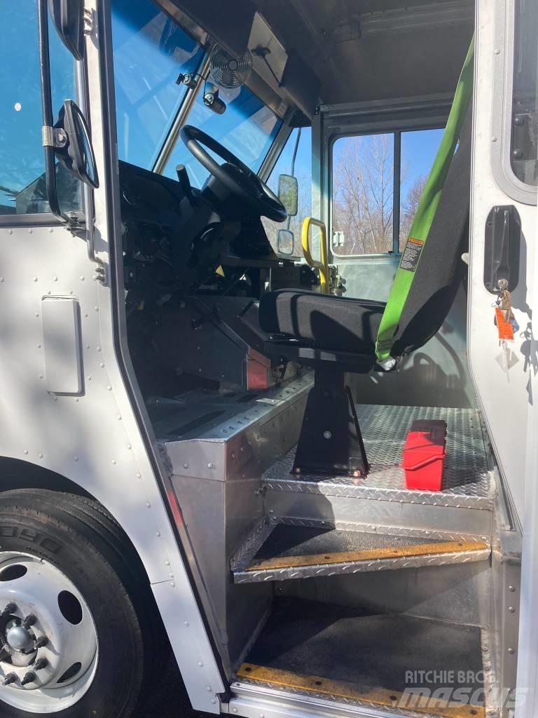 Ford F59 Box body