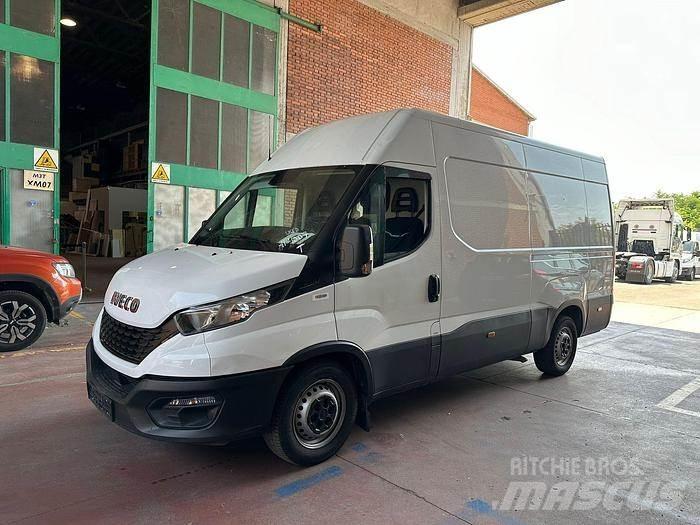 Iveco 35S16 Panel vans