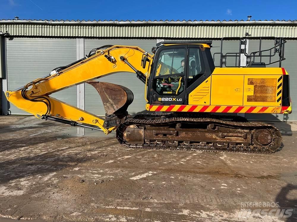 JCB 220X Crawler excavators