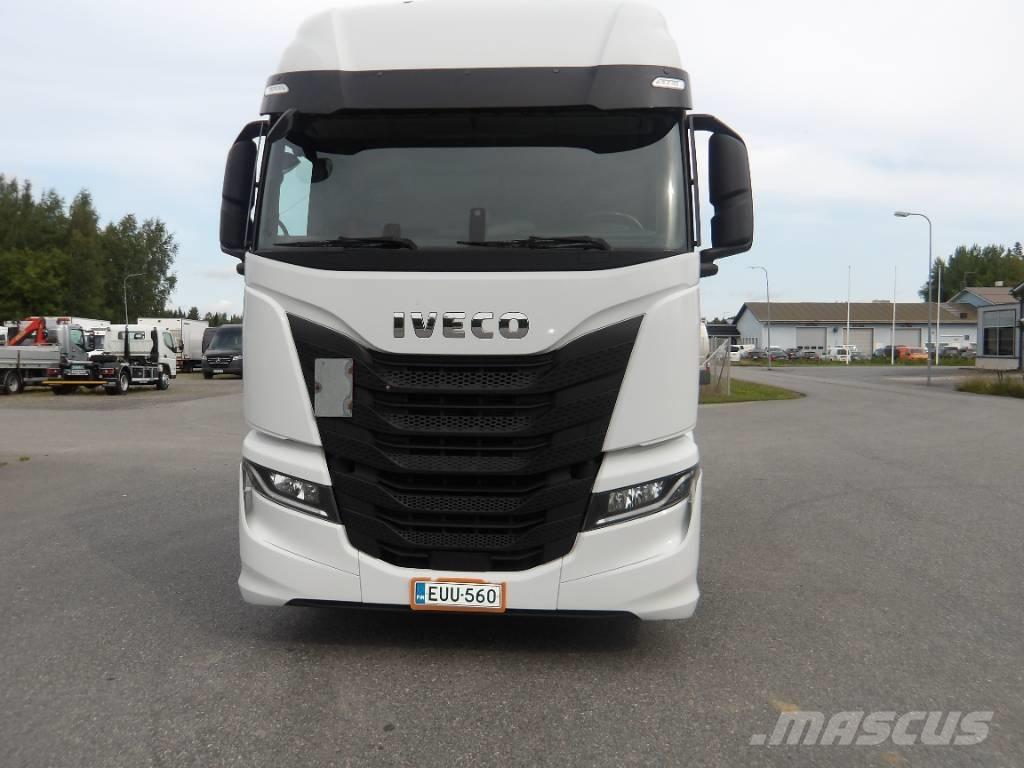 Iveco AS 440 STX Prime Movers