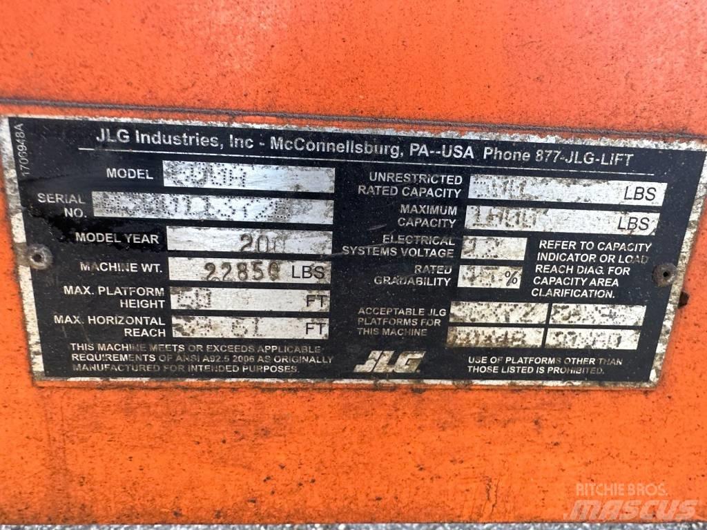 JLG 600A Articulated boom lifts